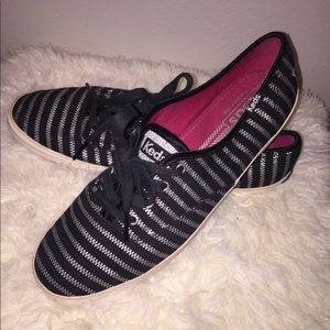 Black and silver zig zag keds. Size 7.5.